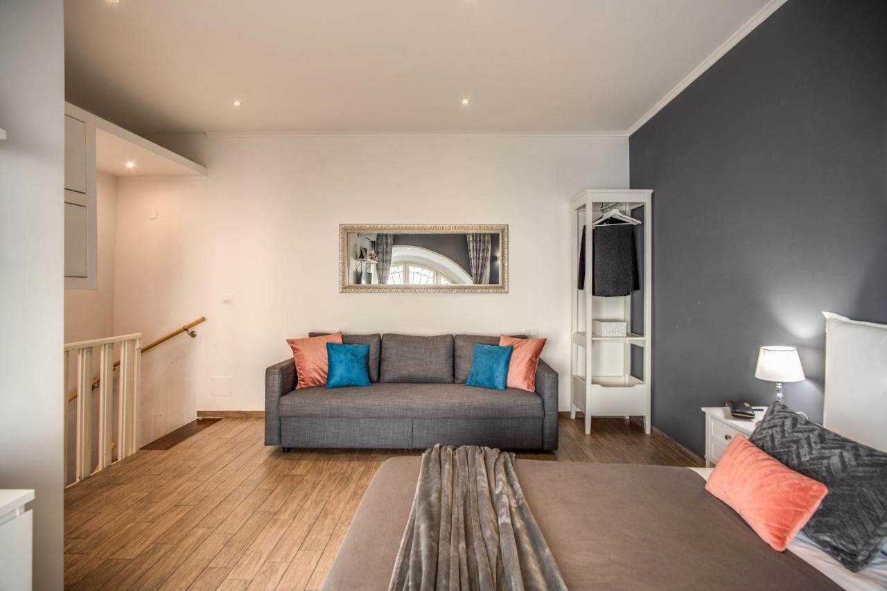Colosseum Royal Apartment روما المظهر الخارجي الصورة